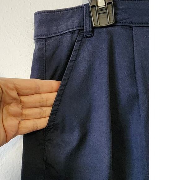 NYDJ Relaxed Bermuda Shorts Oxford Navy 12 NEW - Picture 11 of 12